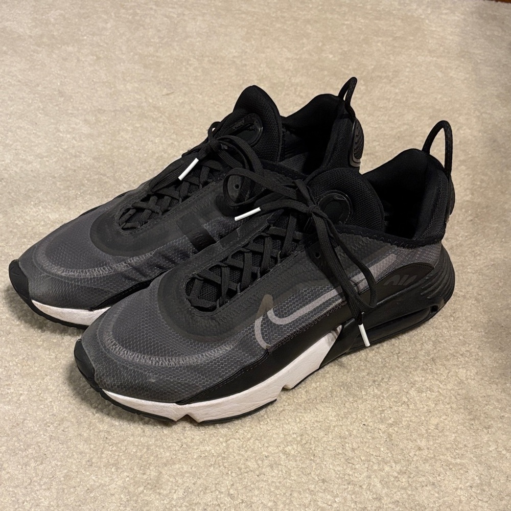 Air max 270 Nike Black and Gray Men's Sneakers